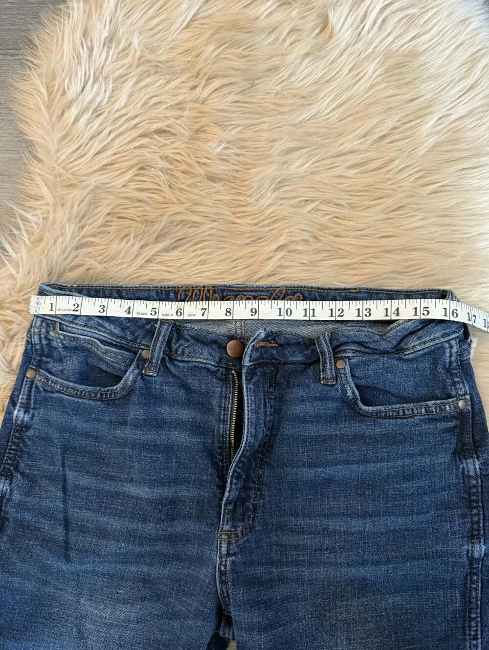 Wrangler High Rise Flare Jeans Medium Wash 32" X 34" - Picture 5 of 9